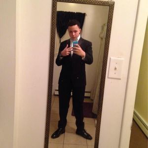 Meet your Posher, Carlos